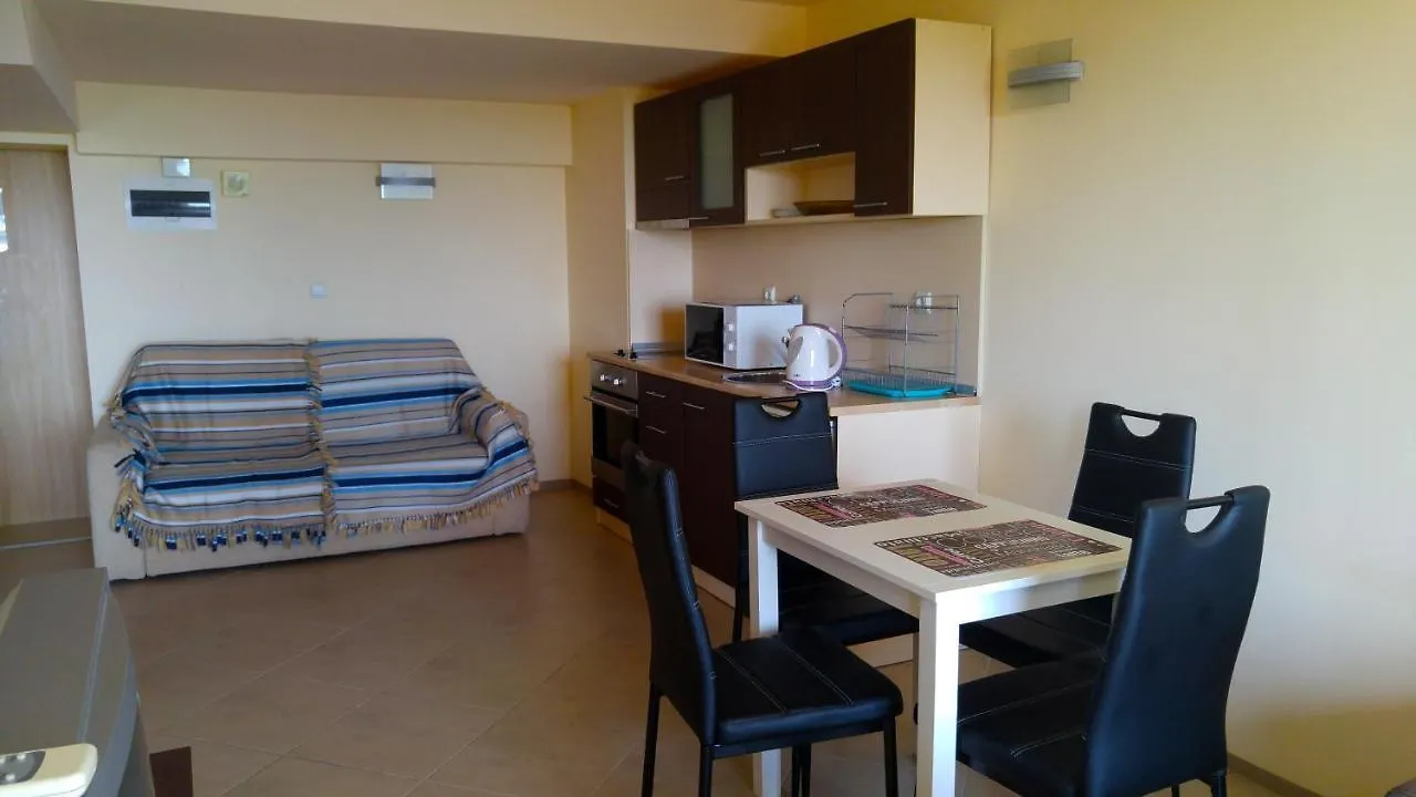 Europroperties Nikea Park غولدن ساندز شقة