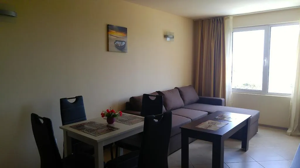 شقة Europroperties Nikea Park غولدن ساندز